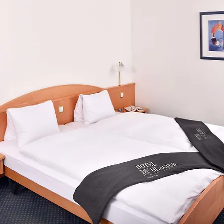 Du Glacier - The Dom Collection Hotell 3*