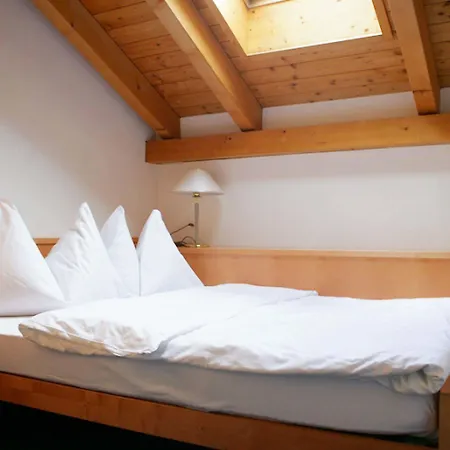Du Glacier - The Dom Collection Hotell 3*