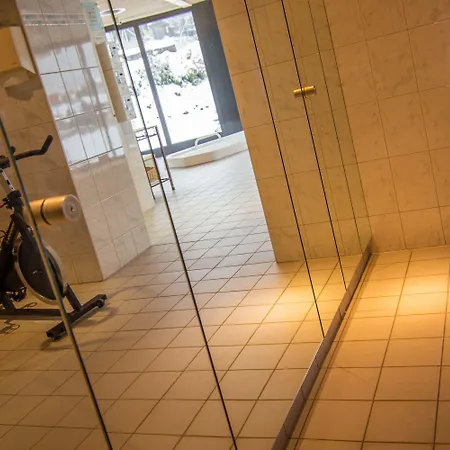 Du Glacier - The Dom Collection Hotell 3*