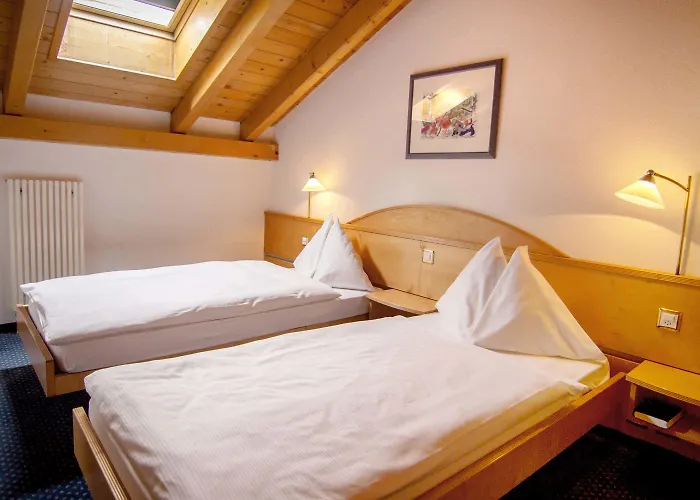 Du Glacier - The Dom Collection Hotel