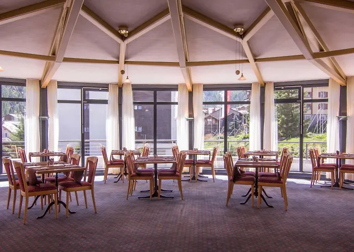 Du Glacier - The Dom Collection 3*