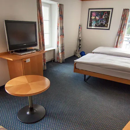 Du Glacier - The Dom Collection 3* サース フェー