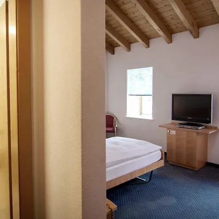 Du Glacier - The Dom Collection 3* サース フェー