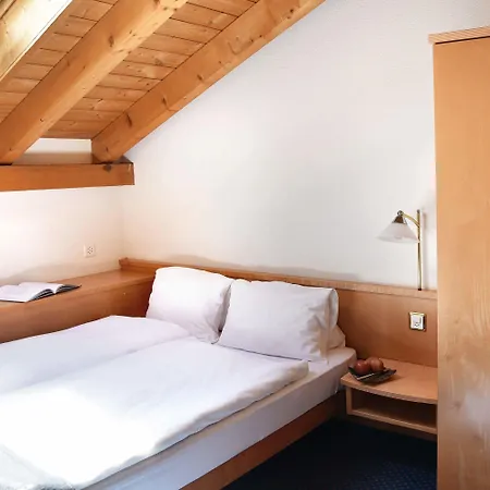 Du Glacier - The Dom Collection ホテル 3*