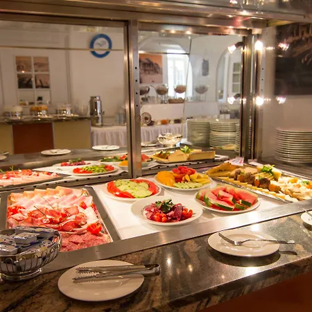 ホテル Du Glacier - The Dom Collection 3*