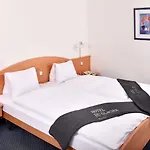 Du Glacier - The Dom Collection Szálloda 3*