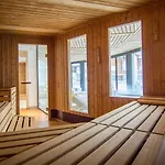 Du Glacier - The Dom Collection Szálloda